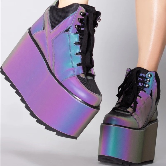YRU Shoes - YRU | Qozmo Platform Boots